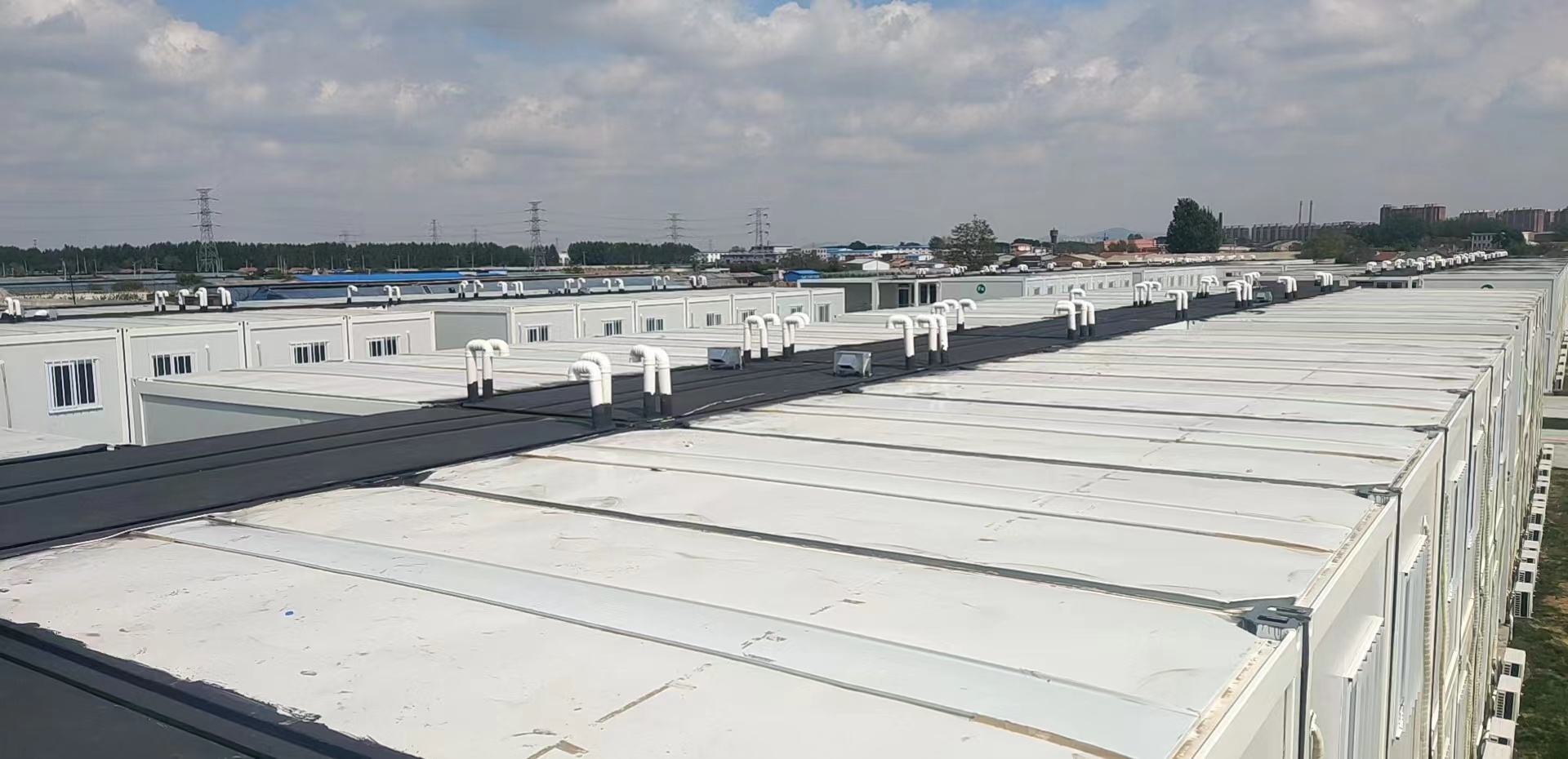 眾志成城，共同抗疫！廣恒防水馳援遼陽方艙醫(yī)院項目。